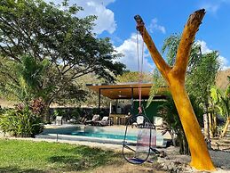 Pyramid Lodge Tamarindo Ramses