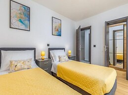 Villa D Pula 3-bedrooms Luxury Accomodation