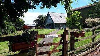 Orchard Lodge