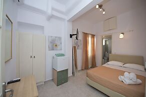 Karboni Hotel
