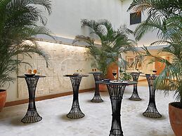 H10 Croma Malaga