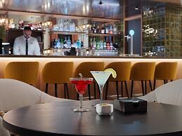 H10 Croma Malaga