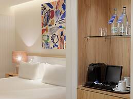 H10 Croma Malaga