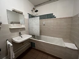 Hotel Les Montois