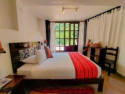 SACRED STONE BOUTIQUE HOTEL