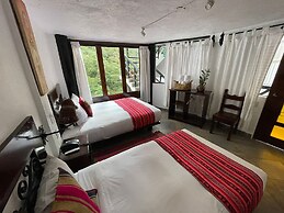 SACRED STONE BOUTIQUE HOTEL