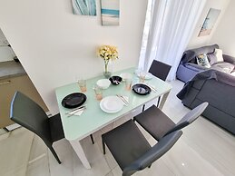 Sea La Vie Seaview Apartment