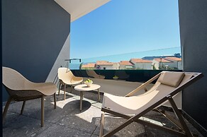 Grand hotel View
