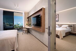 Grand hotel View