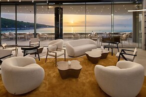 Grand hotel View