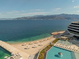 Grand hotel View