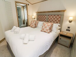 Curlew Lodge