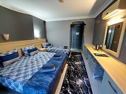 Summer Rose Hotel
