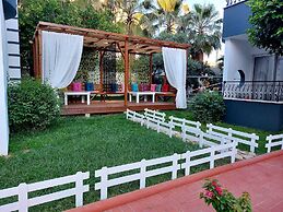 Summer Rose Hotel