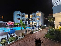Summer Rose Hotel