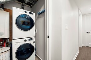 Etobicoke Suites