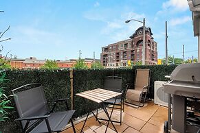 Etobicoke Suites
