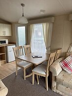 Beautiful 2-bed Static Caravan