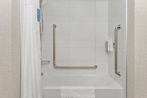 Hampton Inn By Hilton Cornwall