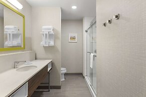 Hampton Inn By Hilton Cornwall