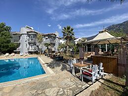 Greenway Hotel