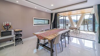 Chungnam Cheongyang Kongmaea Poolvilla