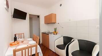 Apartments Nikolina