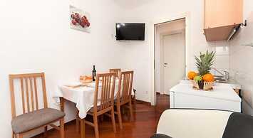 Apartments Nikolina