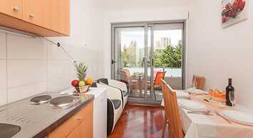 Apartments Nikolina