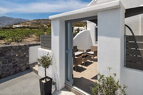 Potamida Suites