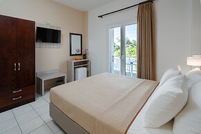Hotel Grekas