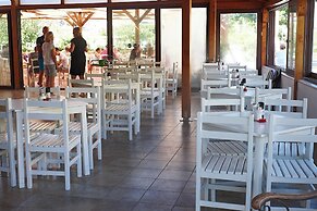 ELEATERRA HOTEL