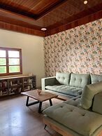 ELEATERRA HOTEL