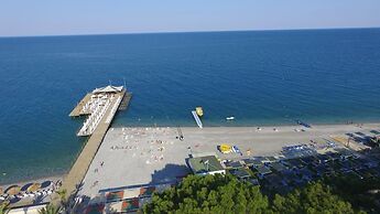 Rios Beach Hotel