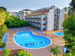 Rios Beach Hotel
