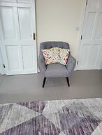 1 Bed Retreat-sleeps 2-secure Parking-garden
