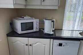 1 Bed Retreat-sleeps 2-secure Parking-garden