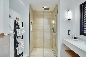 Eden Hotel