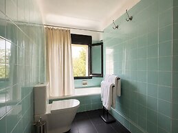 Angelats Hotel