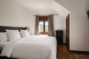 Angelats Hotel