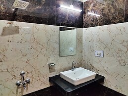 Celebriti by Aransh Group