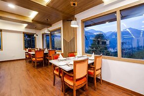 Anand Vardhan Resorts
