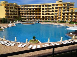 Aheloy Palace Apartments