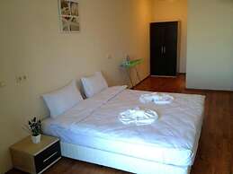 Aheloy Palace Apartments