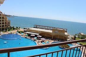 Aheloy Palace Apartments