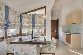 Valtos Beach Hotel