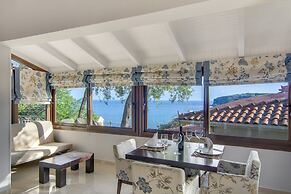 Valtos Beach Hotel