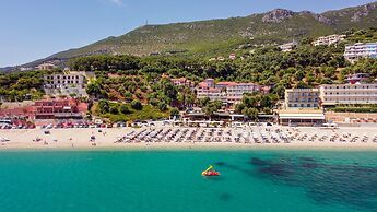 Valtos Beach Hotel