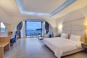 Valtos Beach Hotel