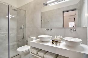 Valtos Beach Hotel